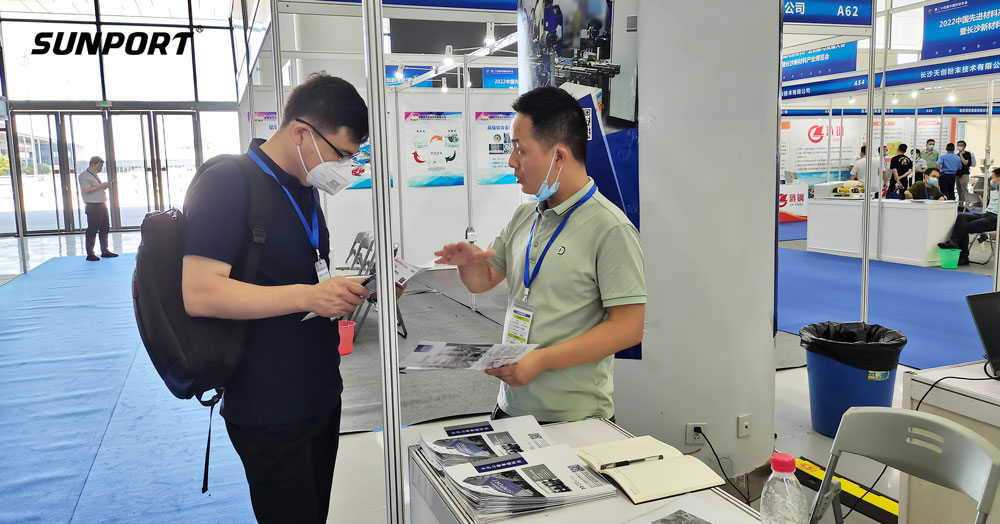長沙山普智能參加新材料展會 為客戶提供個性化自動化設(shè)備